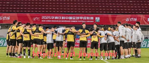 九游jiuyou-法甲巴黎周边产品：巴黎圣日耳曼的周边产品销售与球迷文化